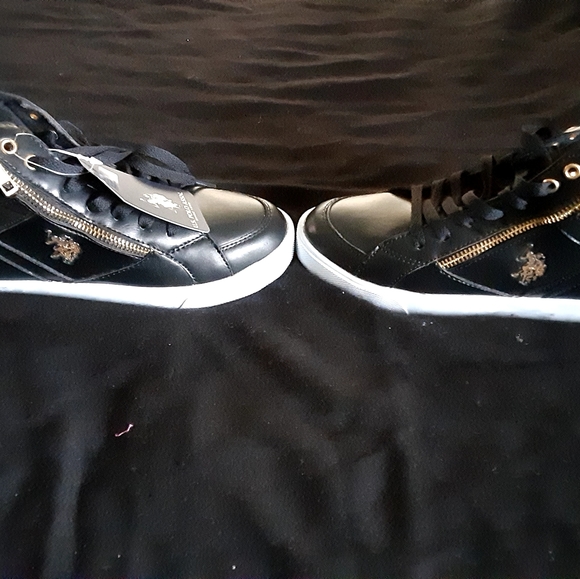 Children's sneakers - Picture 2 of 5